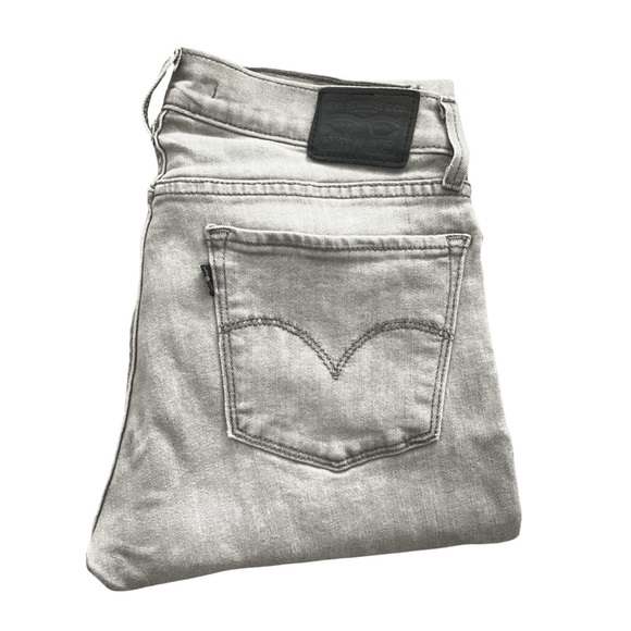 2/$50 Levi’s 710 Super Skinny Jeans - Picture 3 of 10